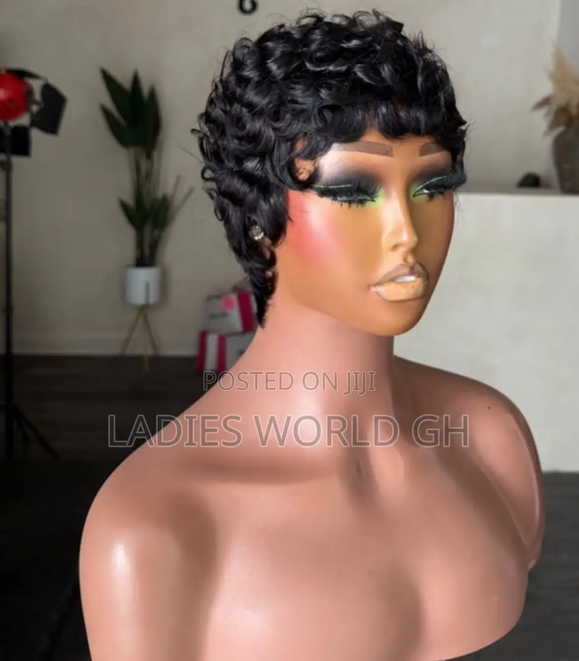 Short Chioma Pixie Cut Wigcap