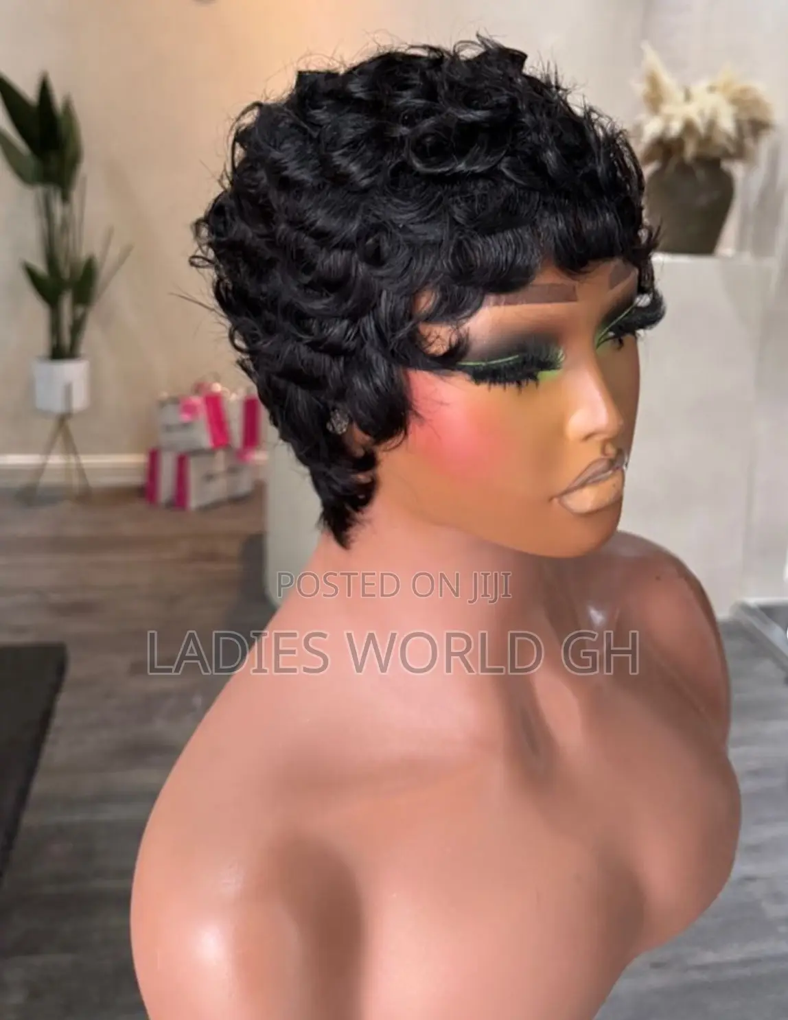 Short Chioma Pixie Cut Wigcap