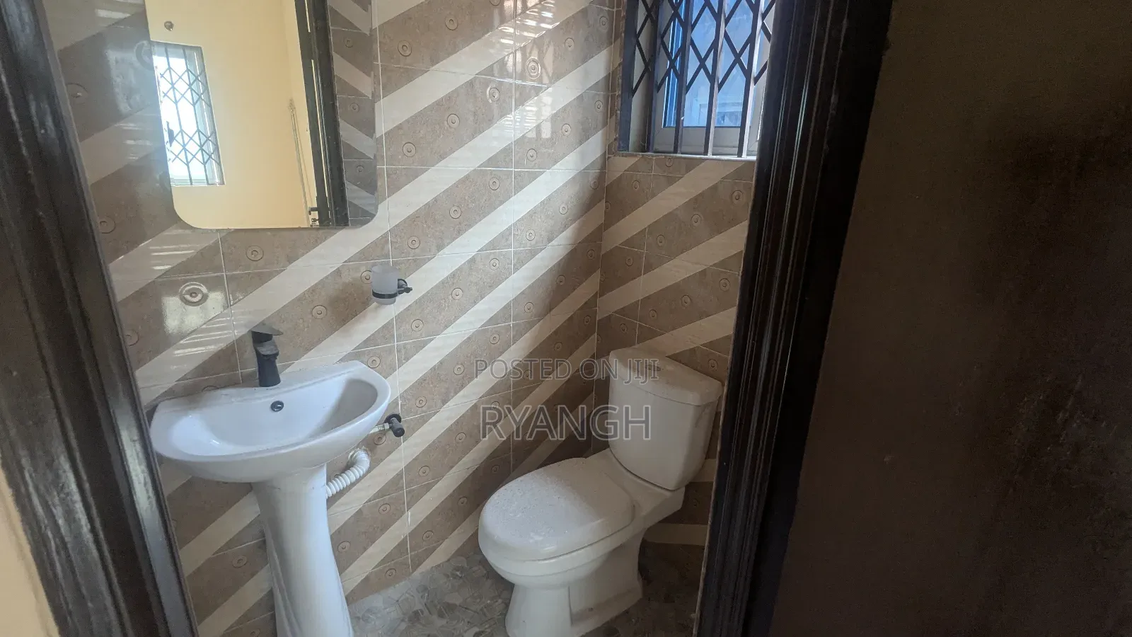 3bdrm House in Oak Villa Estate, Boi for rent