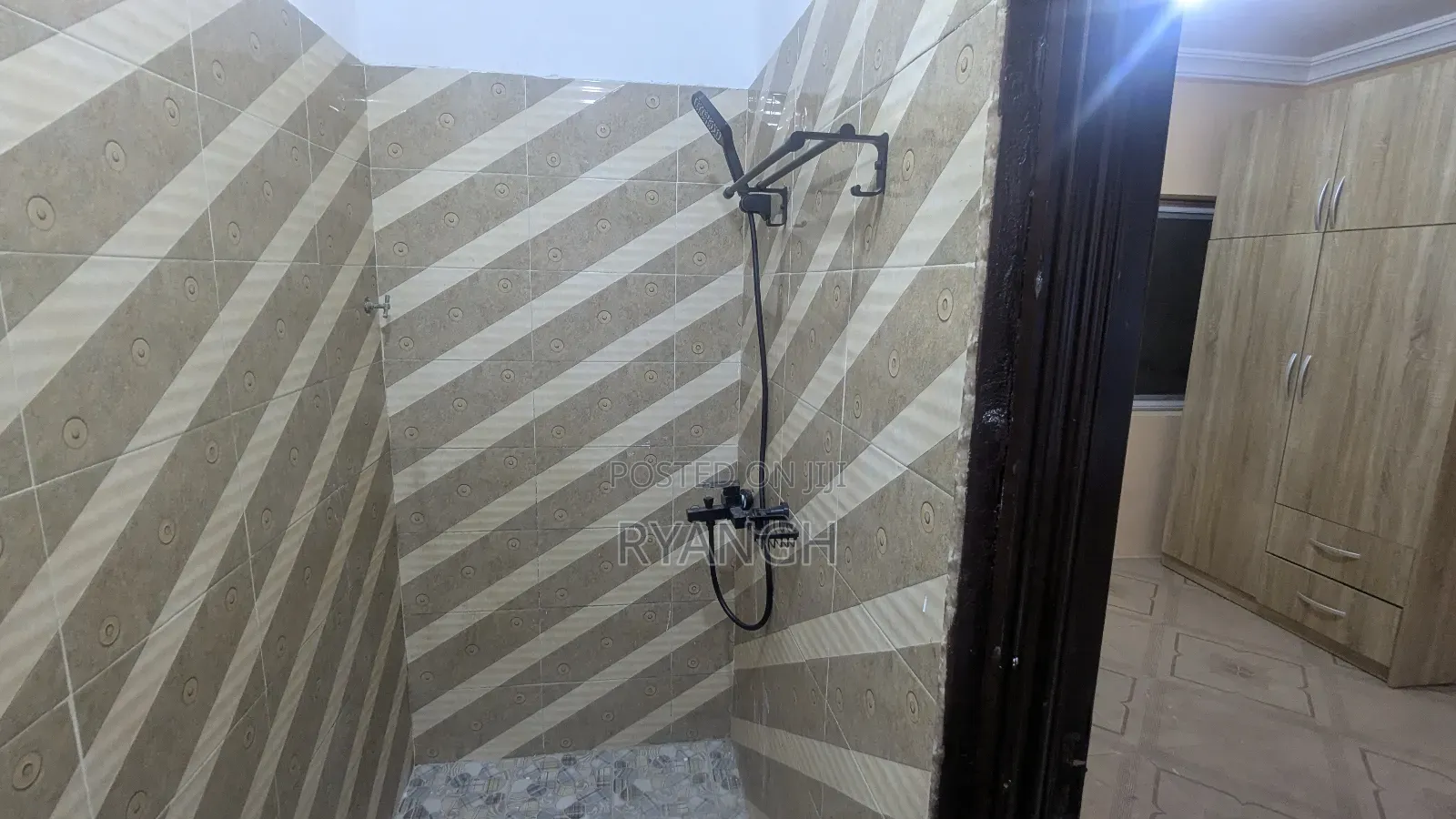 3bdrm House in Oak Villa Estate, Boi for rent