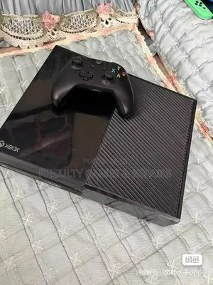Xbox One (Empty)