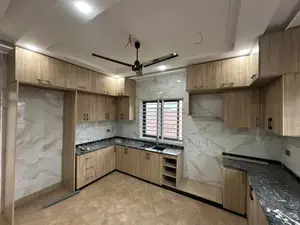 2bdrm Apartment in Ashaley Botwe, Lake Side Estate for rent