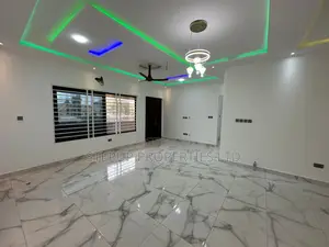 2bdrm Apartment in Ashaley Botwe, Lake Side Estate for rent