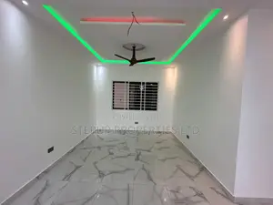2bdrm Apartment in Ashaley Botwe, Lake Side Estate for rent