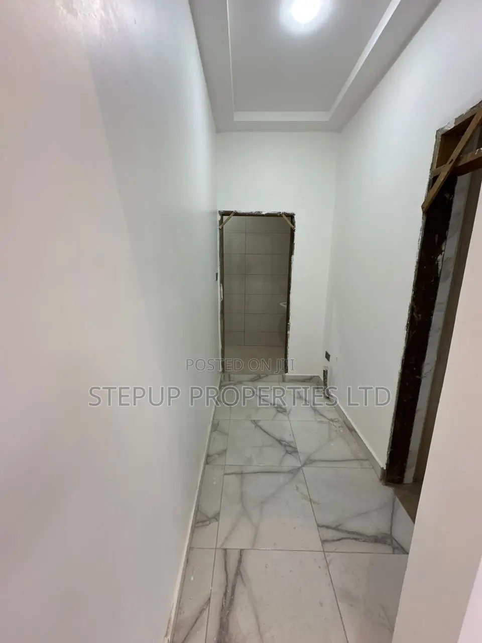 2bdrm Apartment in Ashaley Botwe, Lake Side Estate for rent