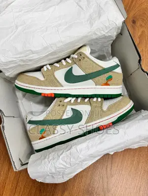 Nike Sb Dunk Low Light Green