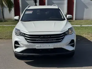 Jetour X70 1.5 7-Seater FWD 2020 White