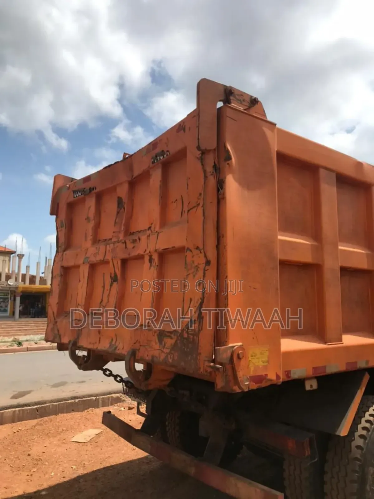 Shacman Dumptruck F3000