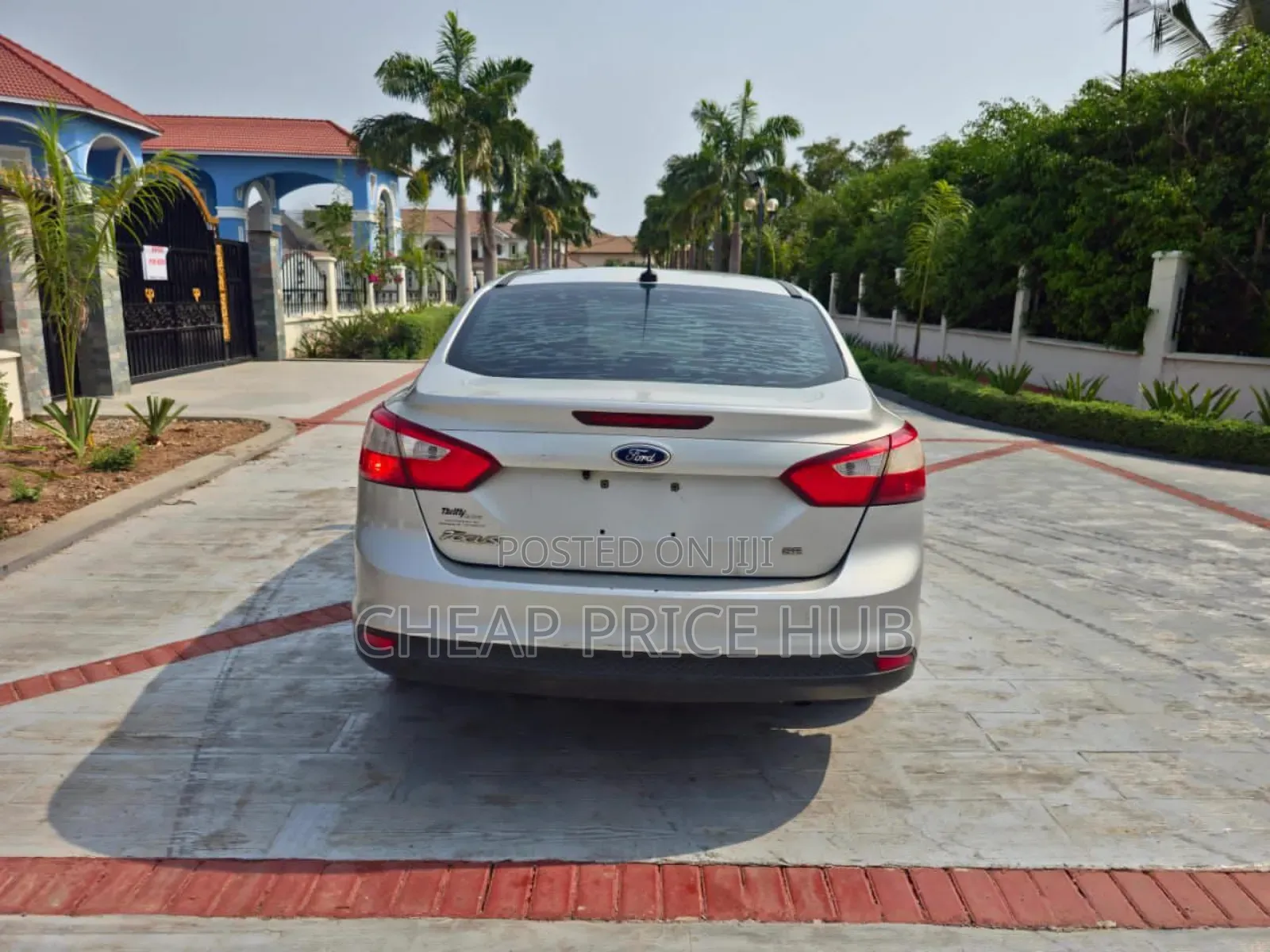 Ford Focus SE 2011 Silver