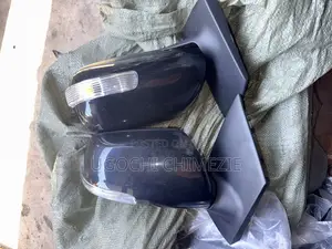 Toyota Yaris 2006/2007/2008/2009/2010/2011 Side Mirrors Pair