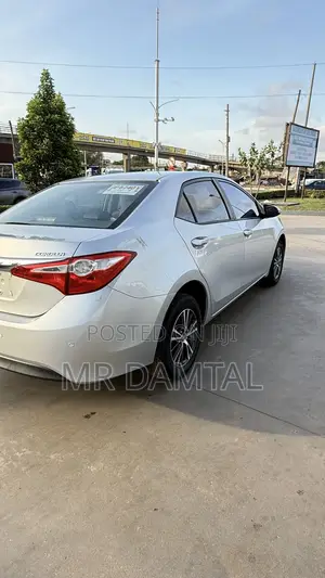 Toyota Corolla 2016 Silver