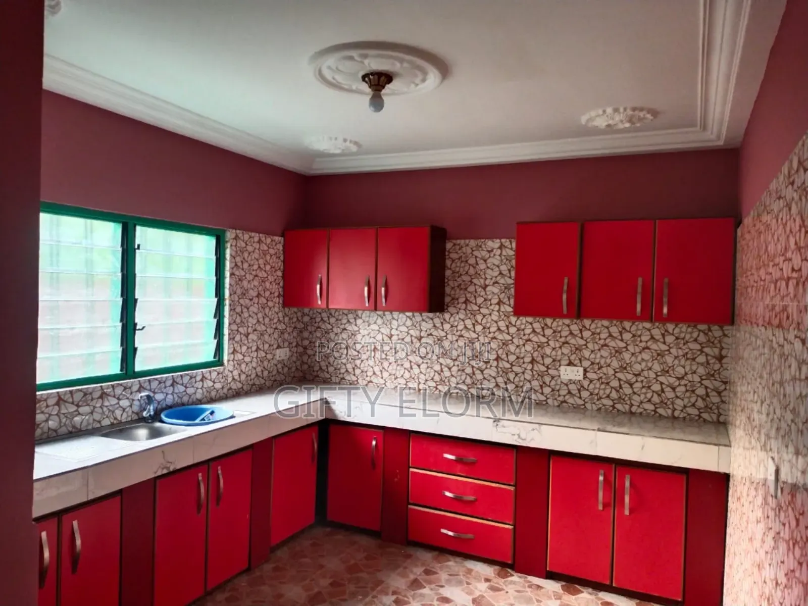 4bdrm House in Ampomah, Frafraha for rent
