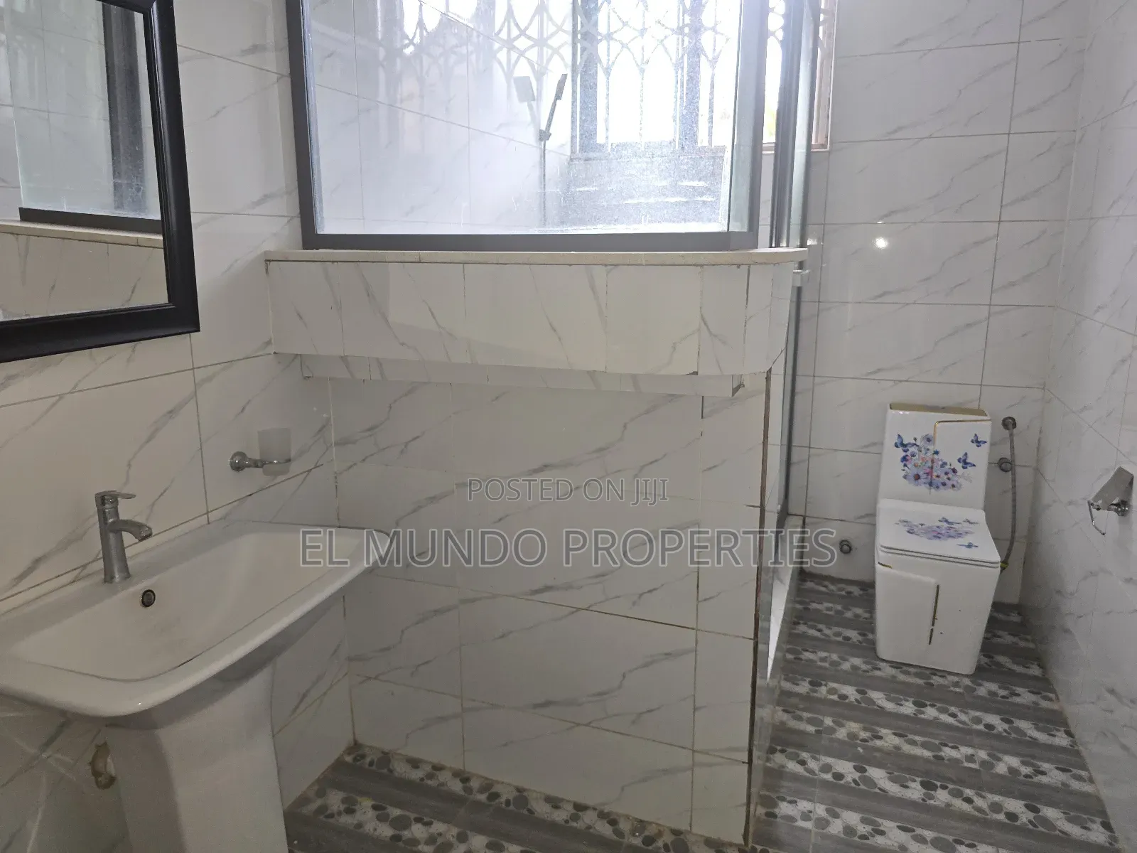 3bdrm Apartment in Sofoline, Kumasi Metropolitan for rent