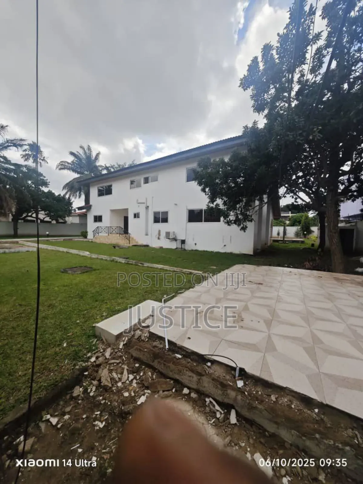 10bdrm Mansion in Airport Residential for rent