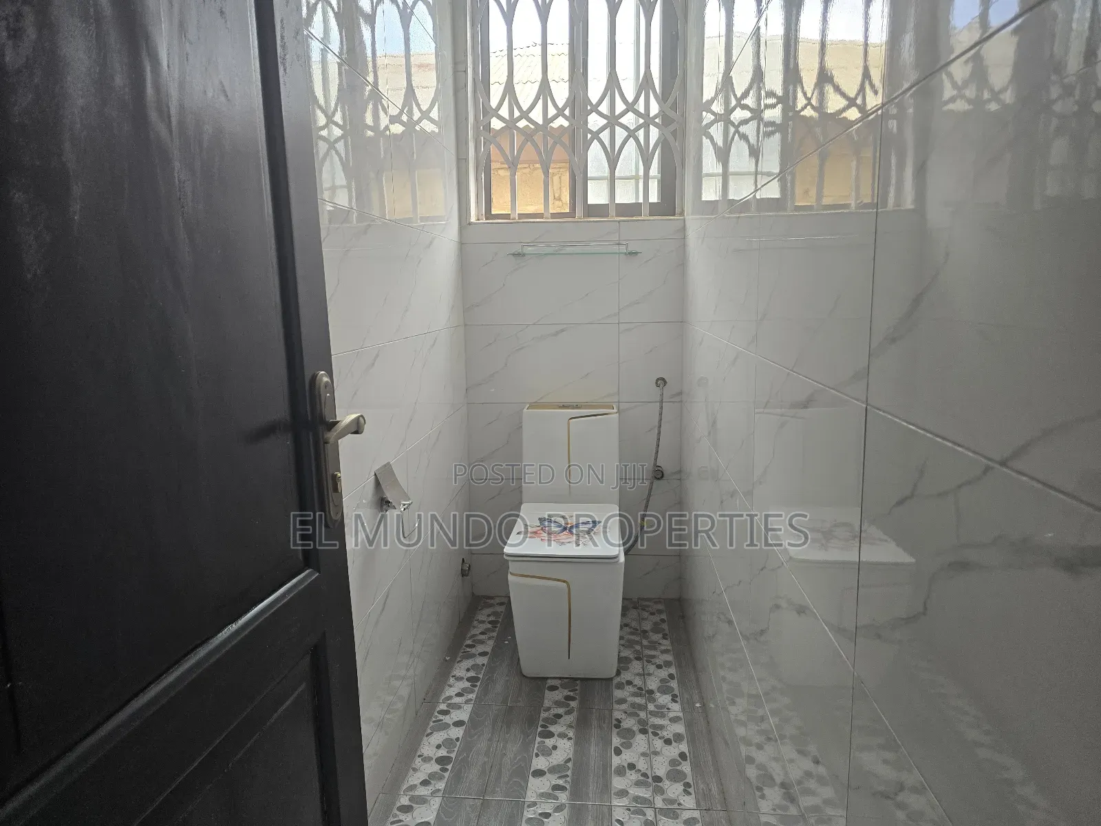 2bdrm Apartment in Sofoline, Kumasi Metropolitan for rent