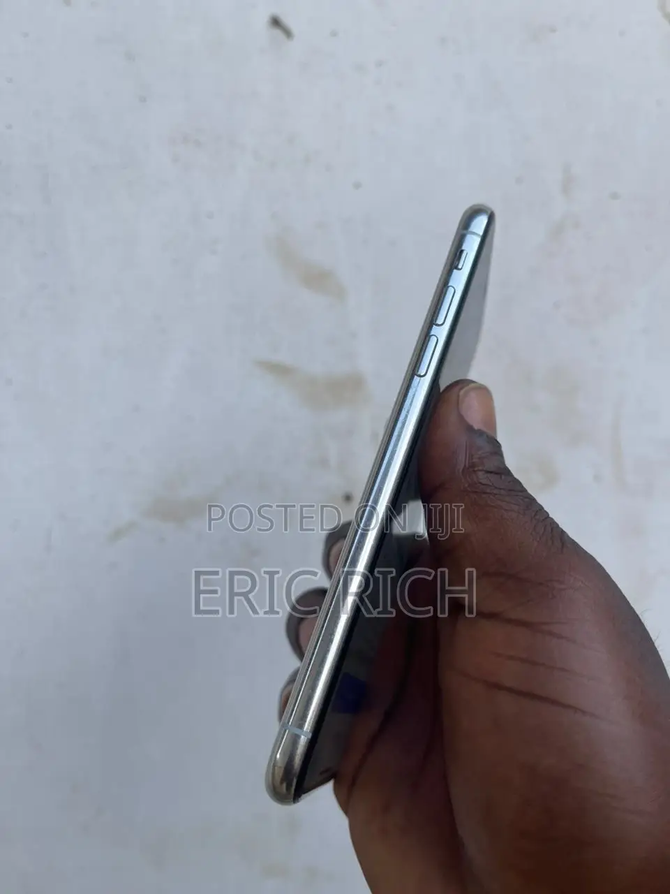 Apple iPhone X 64 GB White