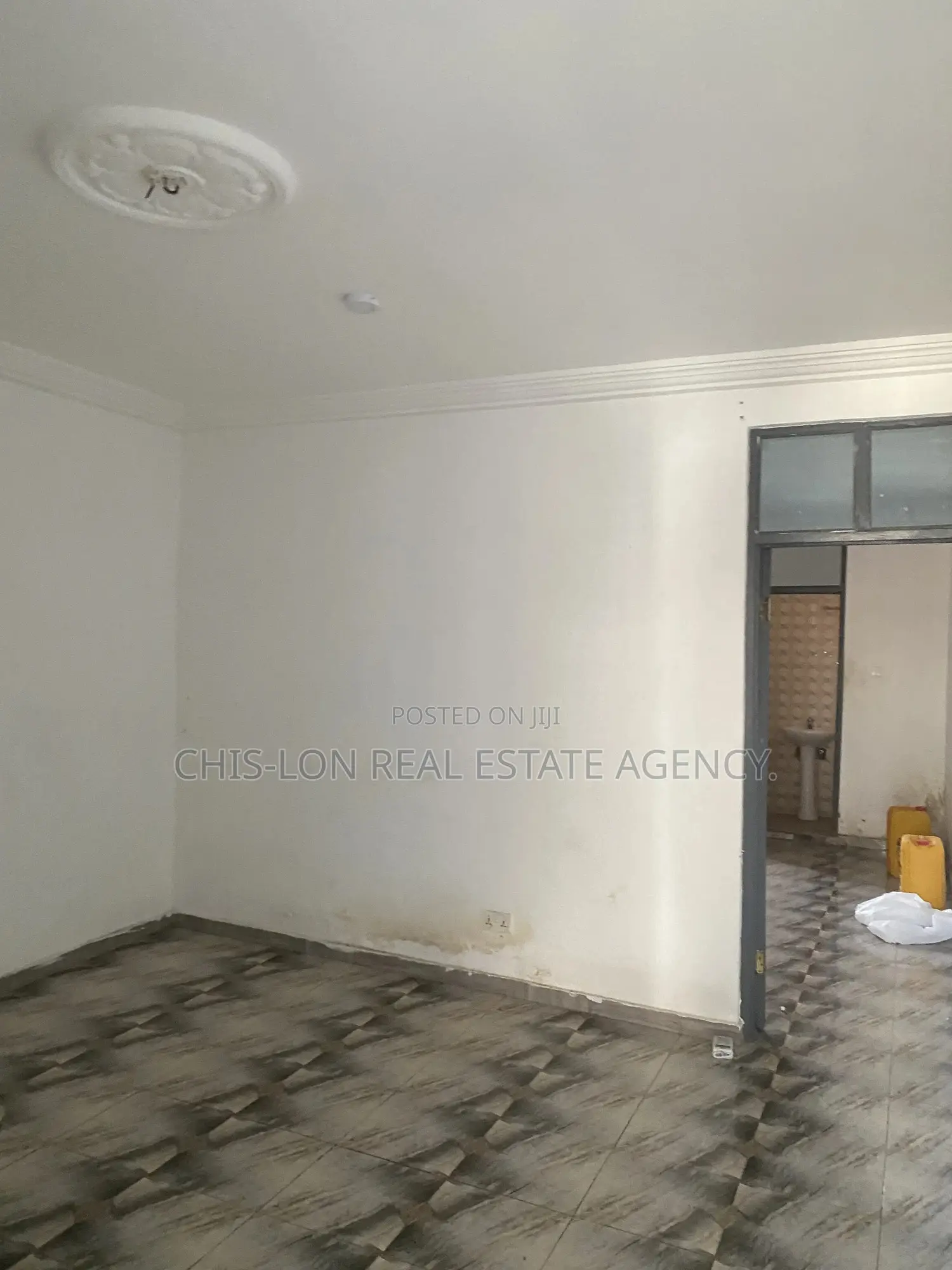 1bdrm Apartment in Chis-Lon Broker’S, New Market for rent