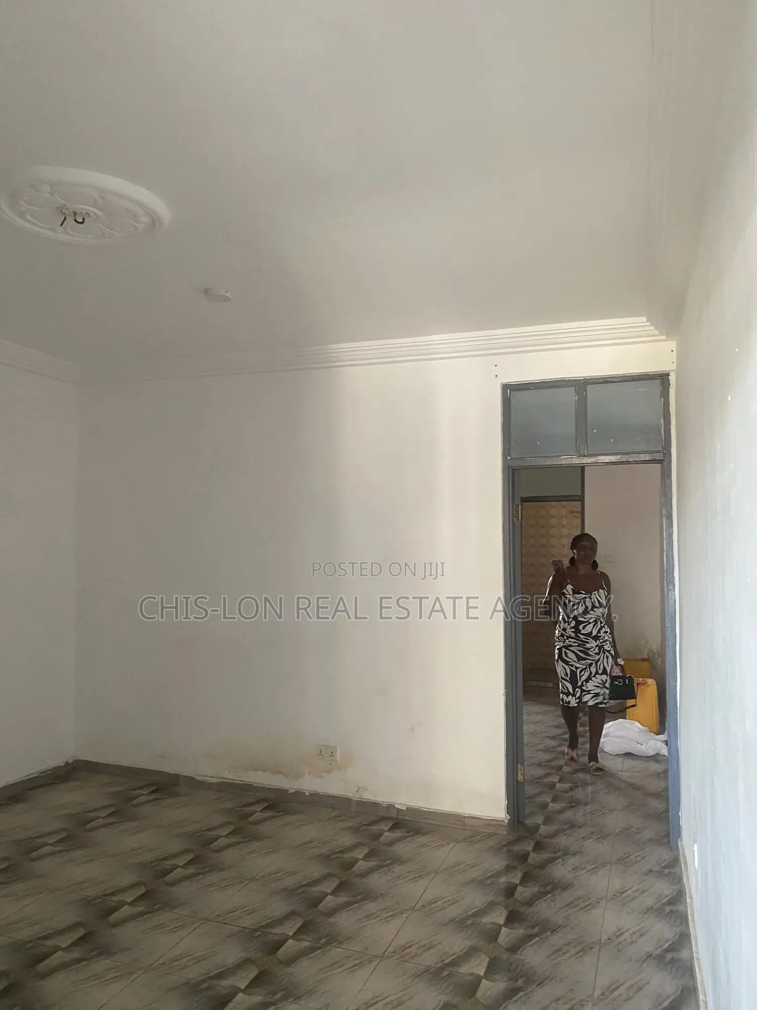 1bdrm Apartment in Chis-Lon Broker’S, New Market for rent