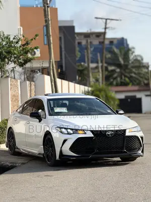 Toyota Avalon TRD 2020 White