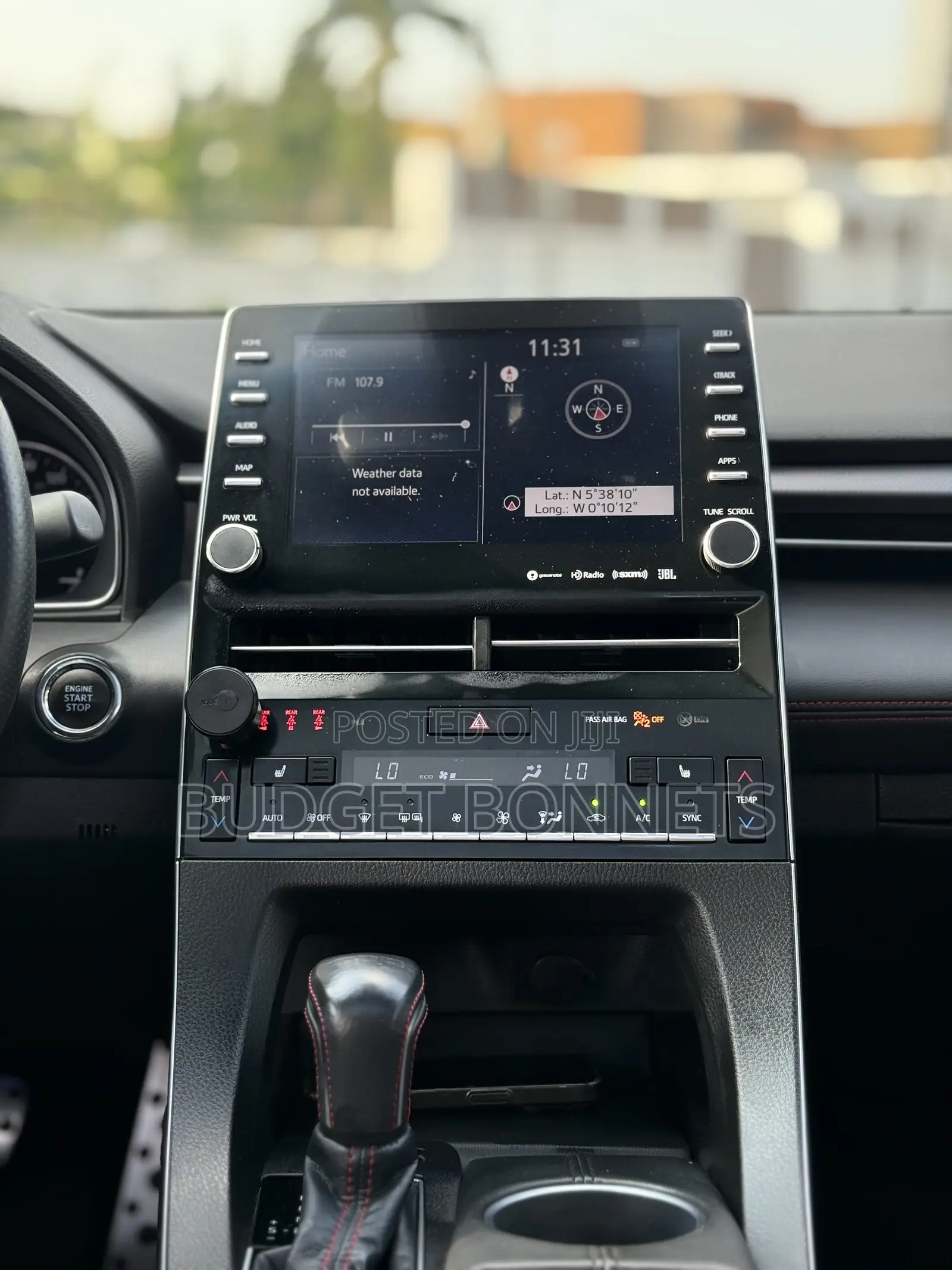 Toyota Avalon TRD 2020 White