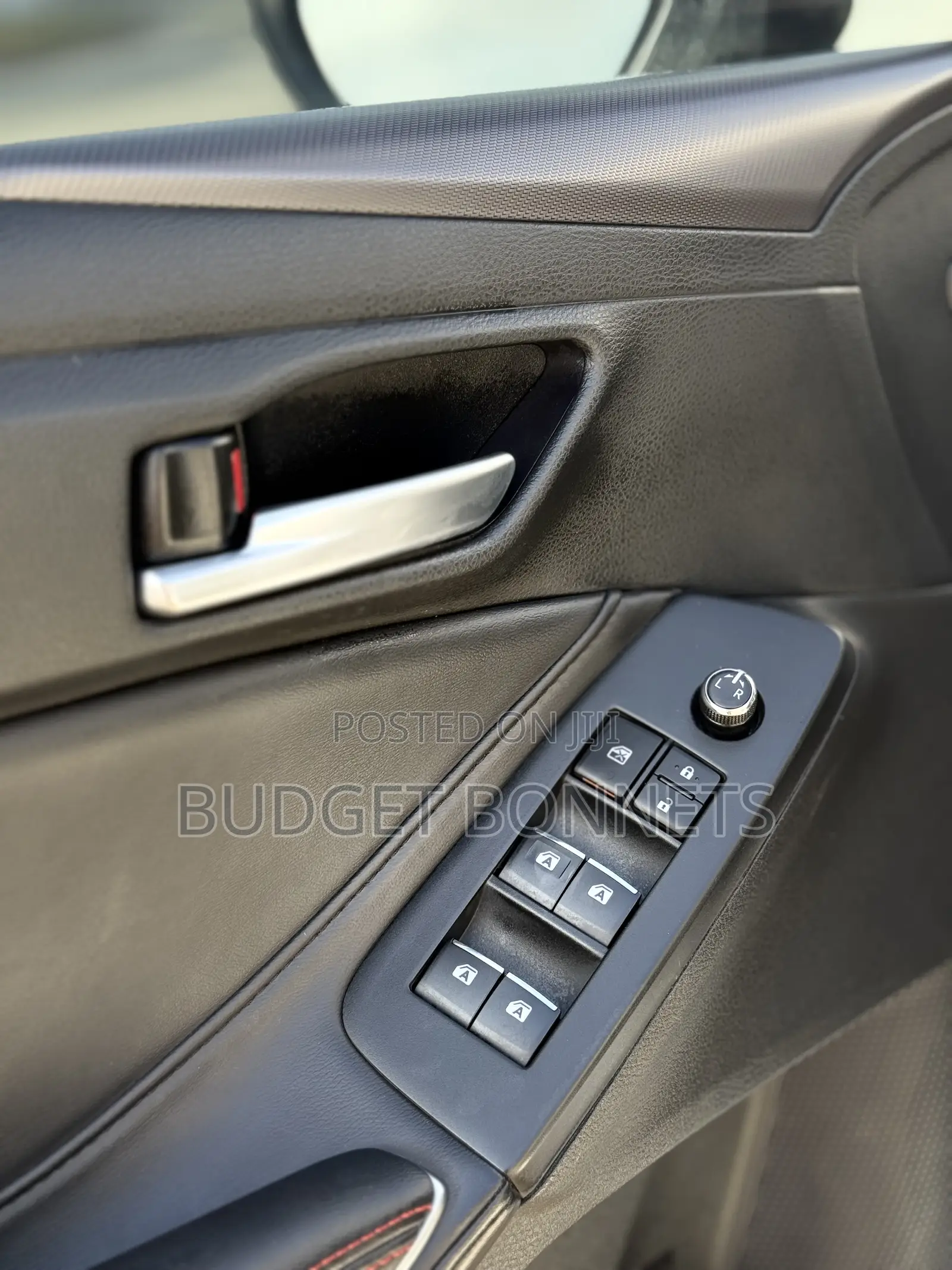 Toyota Avalon TRD 2020 White