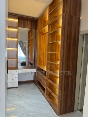 Closet/Wardrobe