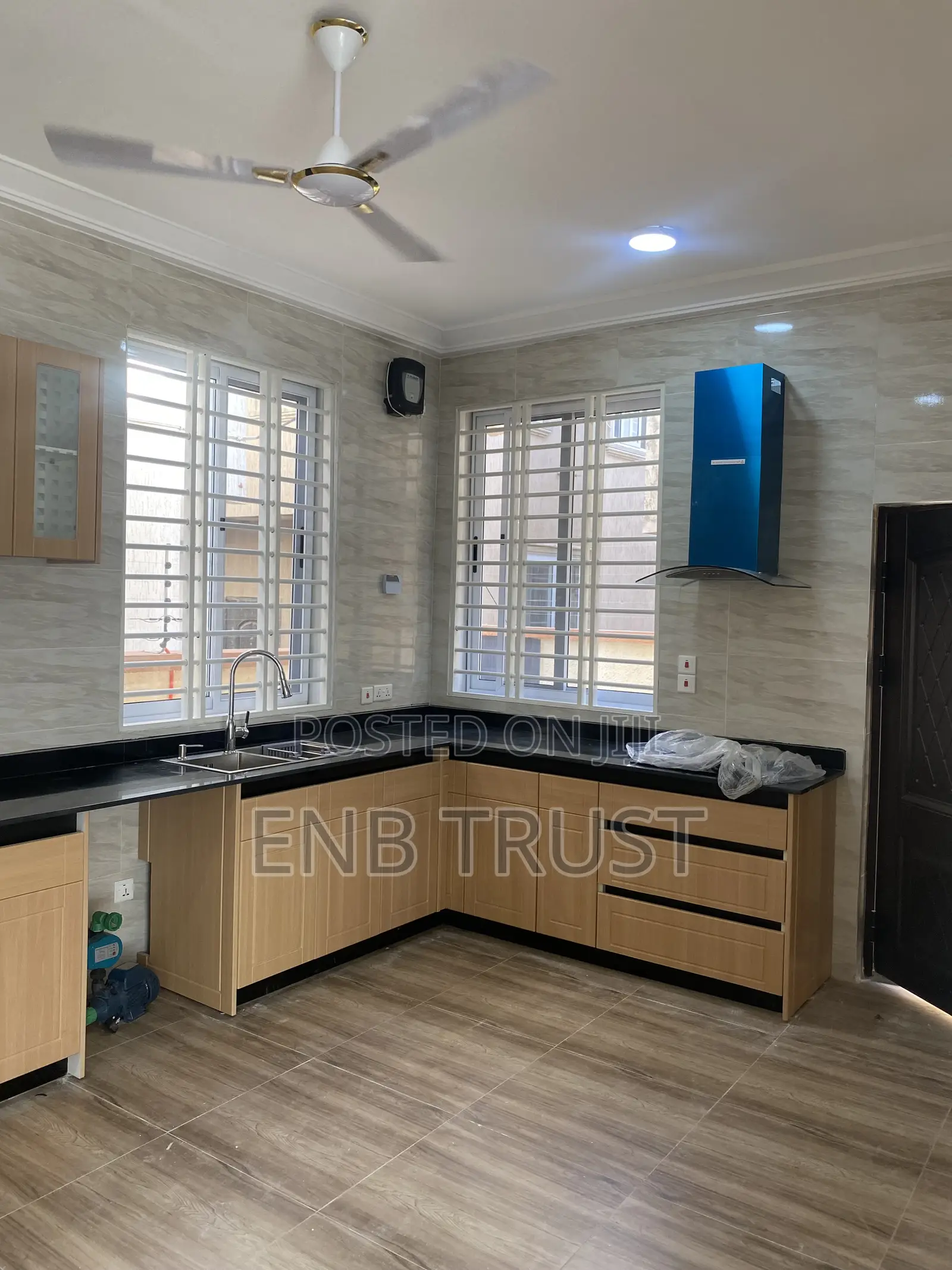 2bdrm Duplex in Achimota, Mile 7 for rent