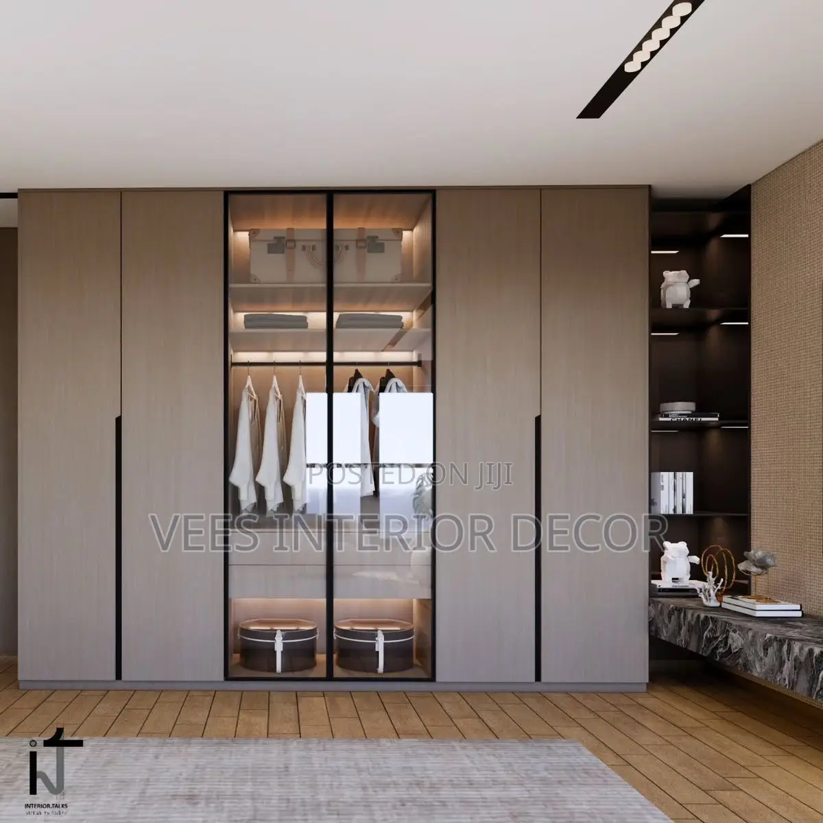 Wardrobe/Closet