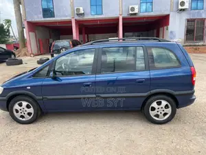 Opel Zafira Snowtrekker 2000
