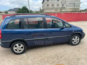 Opel Zafira Snowtrekker 2000