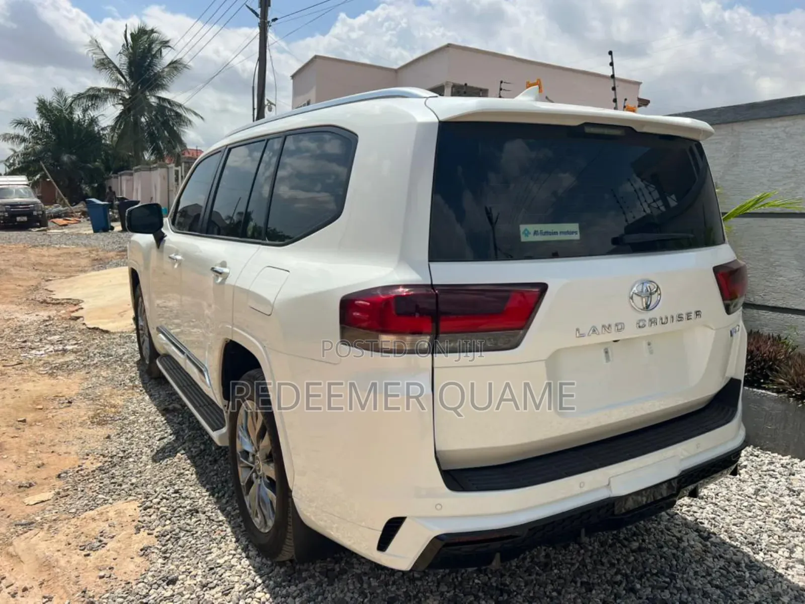Toyota Land Cruiser LC300 2024 White