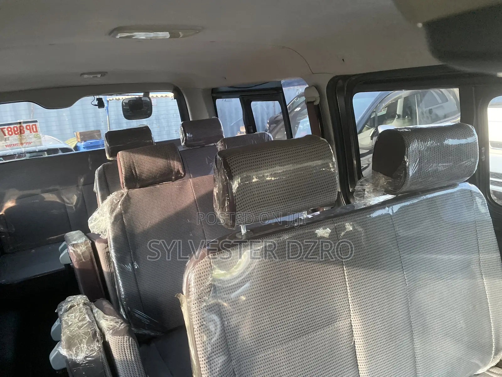 Toyota Grand HiAce 2015 Grey