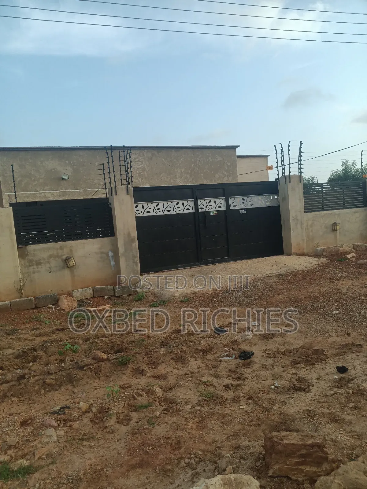 4bdrm Apartment in Macyon, Community 25 for sale