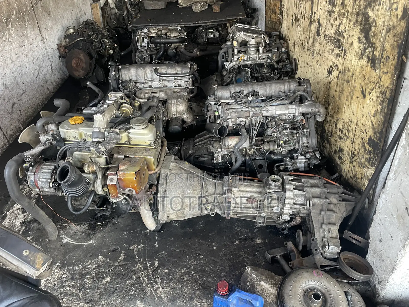 Td27 2.7 Turbo Diesel Engine With Gearbox – Complete Set