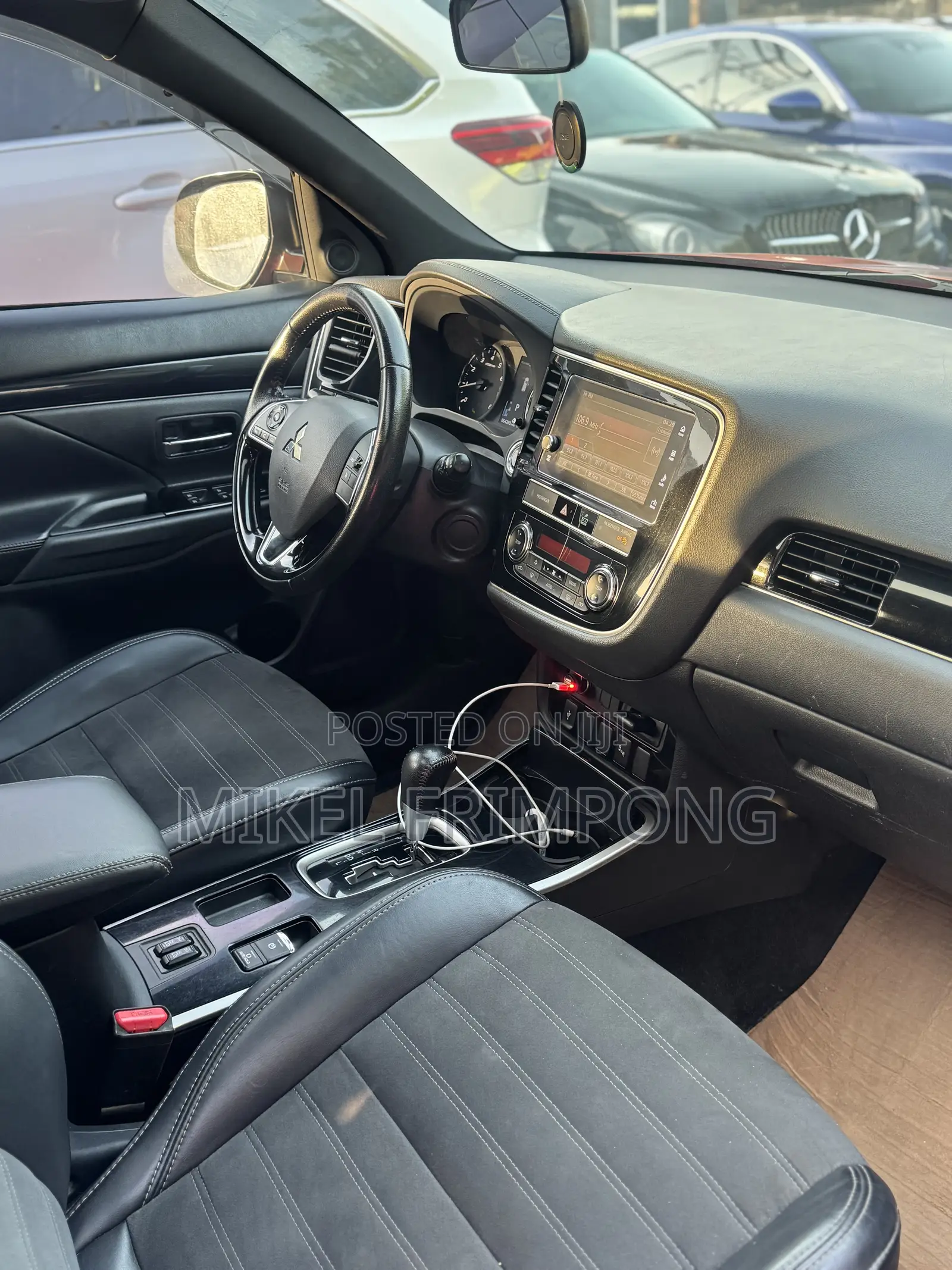 Mitsubishi Outlander 2.4 PHEV AWD 2019 Red