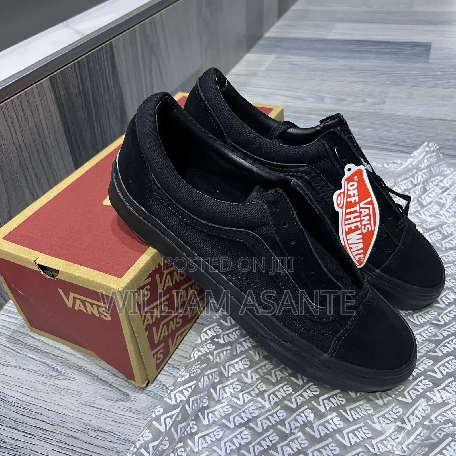 Black Vans Old Skool