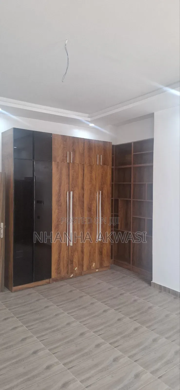 3bdrm House in Community 24, Tema Metropolitan for sale