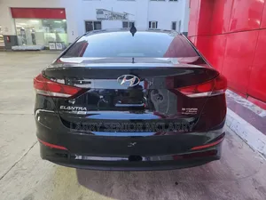 Hyundai Elantra ECO Sedan FWD (1.4L 4cyl 7A) 2017 Black