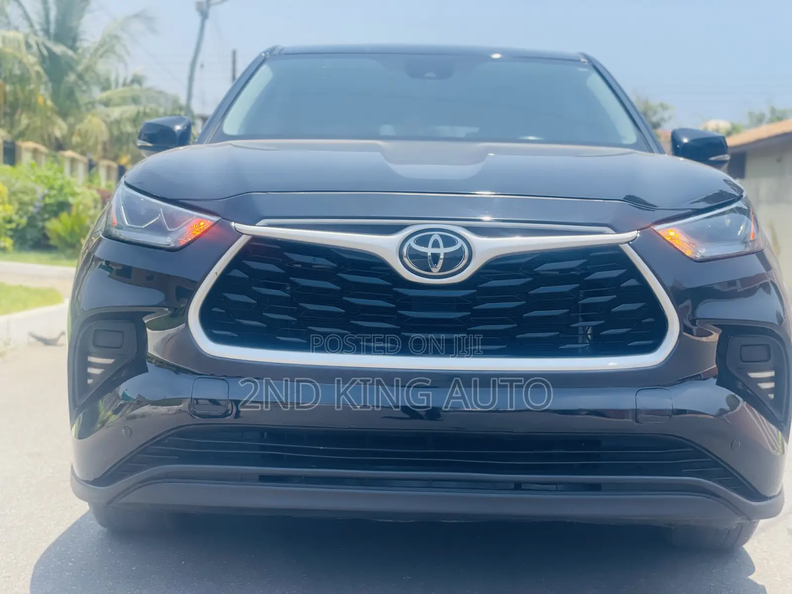Toyota Highlander LE FWD 2023 Black