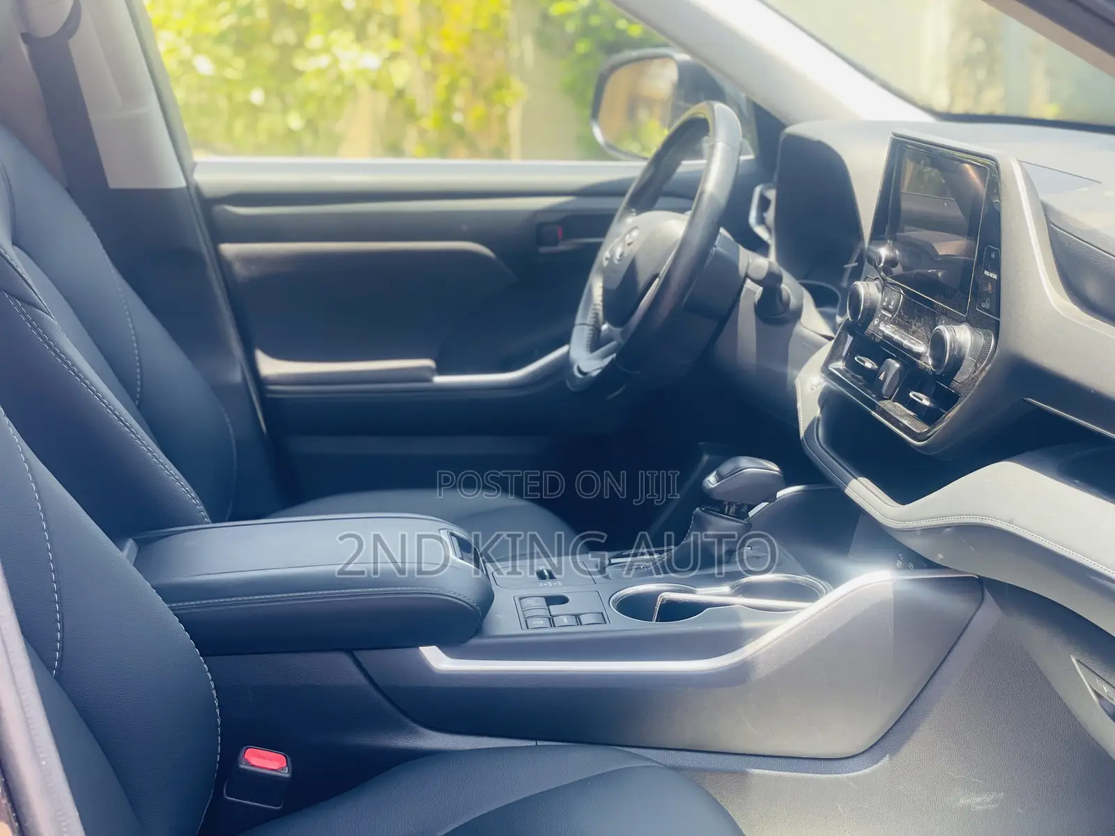 Toyota Highlander LE FWD 2023 Black