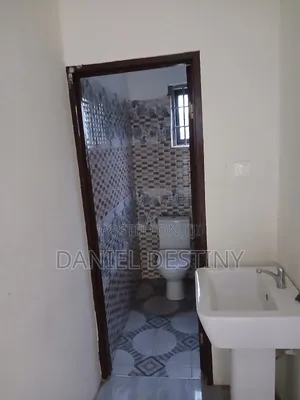 Furnished 3bdrm House in Teachers Land Close, Ashaiman Municipal