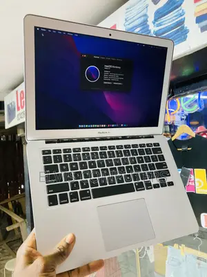 Laptop Apple MacBook Air 2017 8GB Intel Core i5 SSD 128GB