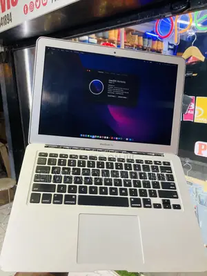 Laptop Apple MacBook Air 2017 8GB Intel Core i5 SSD 128GB