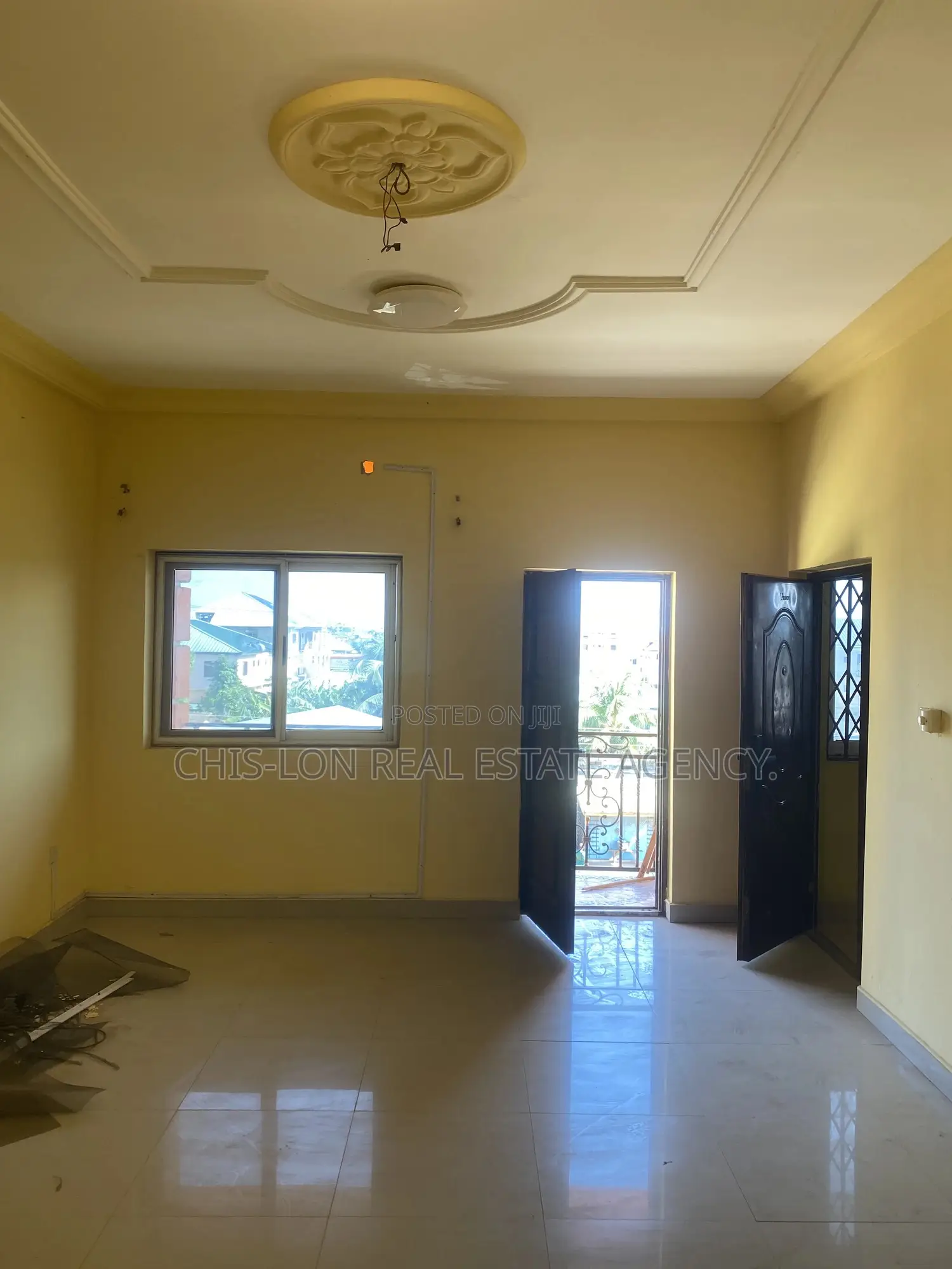 2bdrm Apartment in Chis-Lon Broker’S, Adade for rent