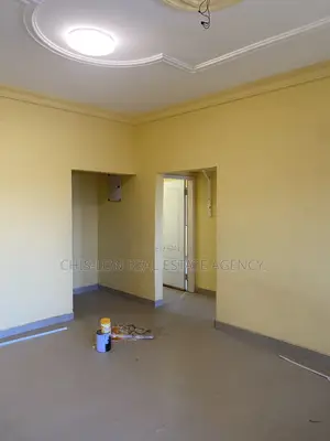 2bdrm Apartment in Chis-Lon Broker’S, Adade for rent