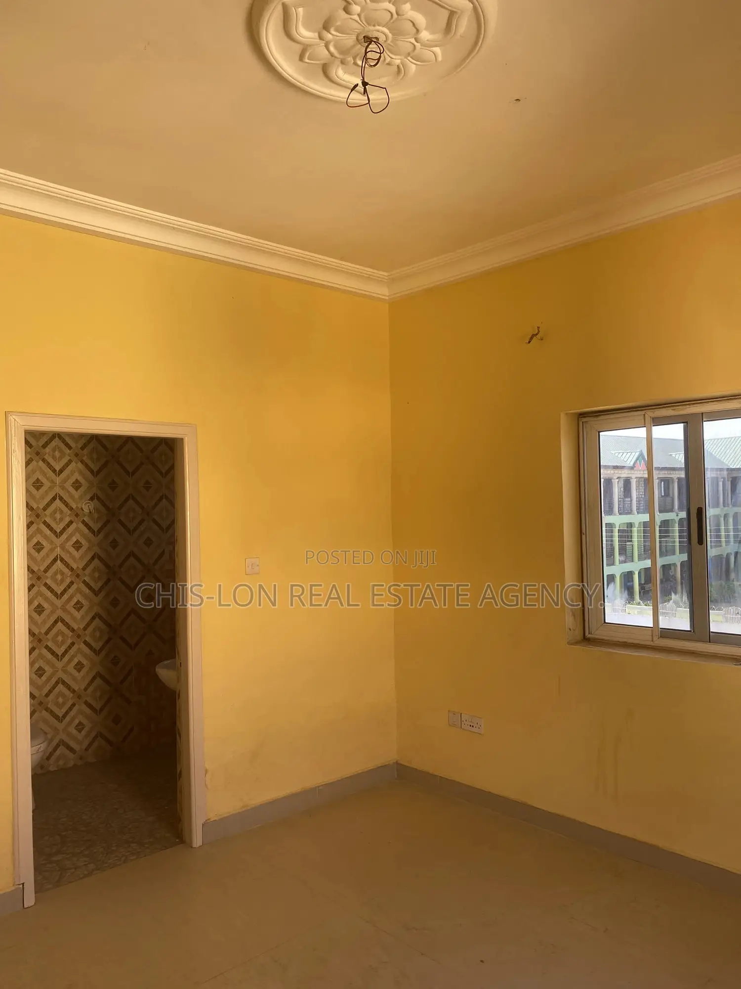 2bdrm Apartment in Chis-Lon Broker’S, Adade for rent