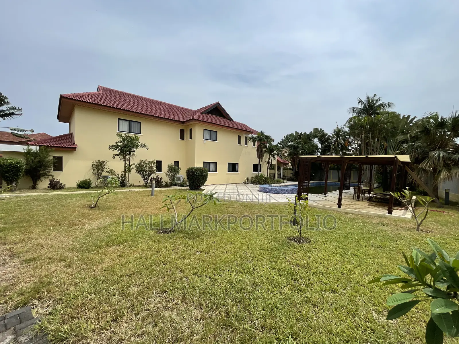 Furnished 5bdrm Mansion in Trasacco Phase 1, East Legon for rent