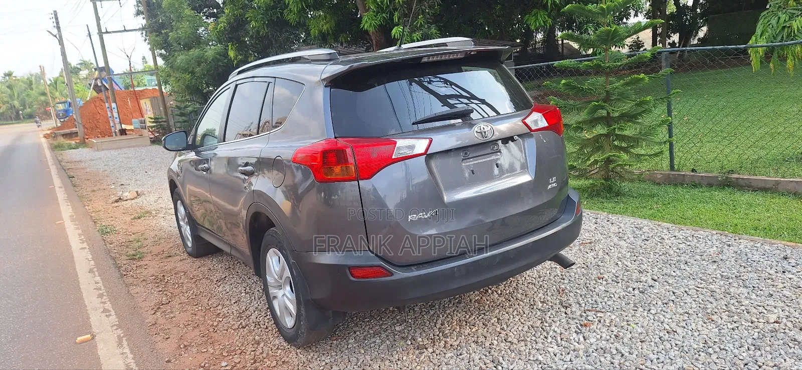 Toyota RAV4 LE 4dr SUV (2.5L 4cyl 6A) 2015 Gray