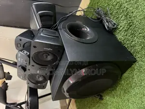 Logitech Z906 5.1 Surround Sound Speaker System.