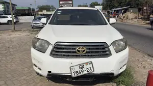 Toyota Highlander Limited 2011 White